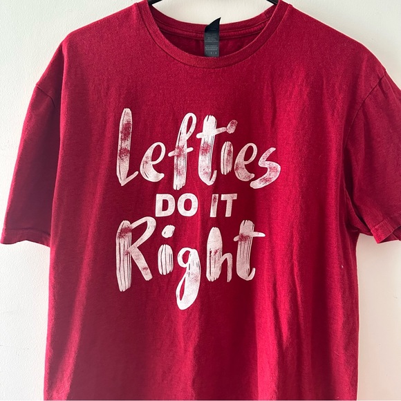 Lefties Do It Right T-Shirt - Picture 1 of 2
